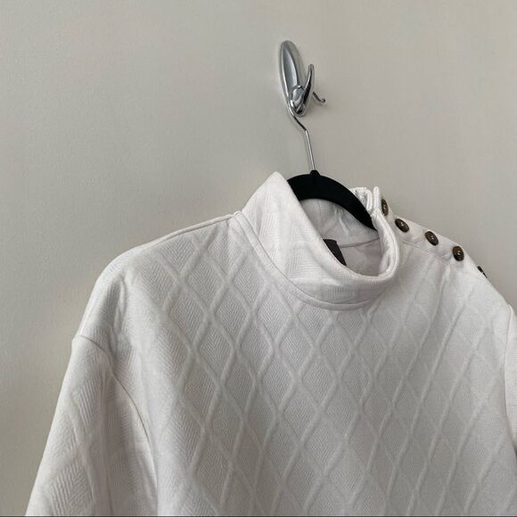 Anthropologie-Saturday/Sunday Mollie Button-Shoulder Top - Picture 5 of 9